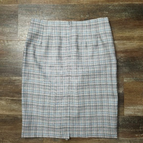 NWT $68 T TAHARI PLAID BLACK/CREAM PENCIL SKIRT SIZE 14 - Picture 8 of 8